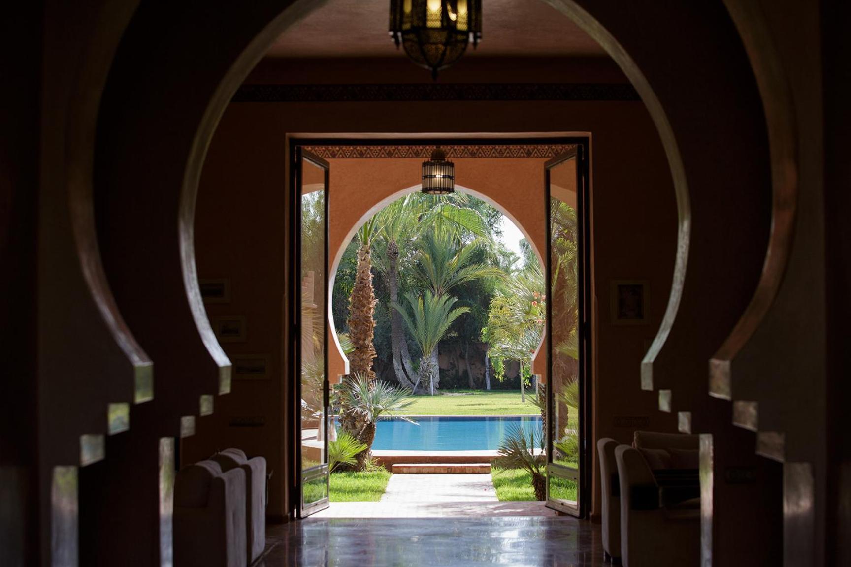 Meloe Villa *